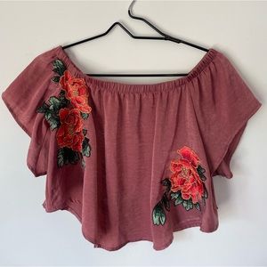 Pink off the shoulder cropped blouse ❤️